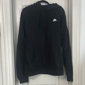 Nike Black Sweatshirt Classic Athletic Style